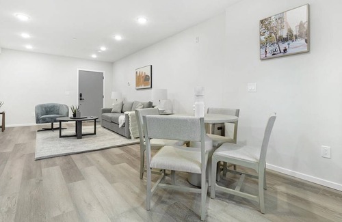 Spruce Hill Apartment | 82 m² Apartment ∙ 2 bedrooms ∙ 4 guests
