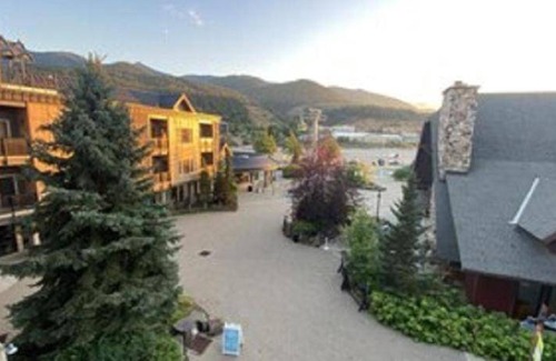 Kellogg Resort | 86 m² Resort ∙ 2 bedrooms ∙ 8 guests