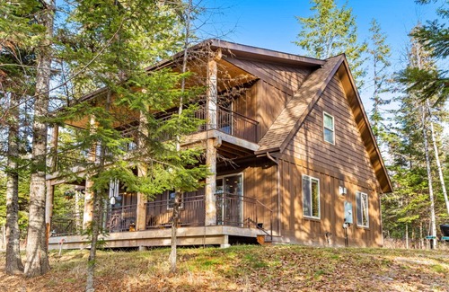 Bigfork Cabin | 860 m² Cabin ∙ 16 bedrooms ∙ 54 guests