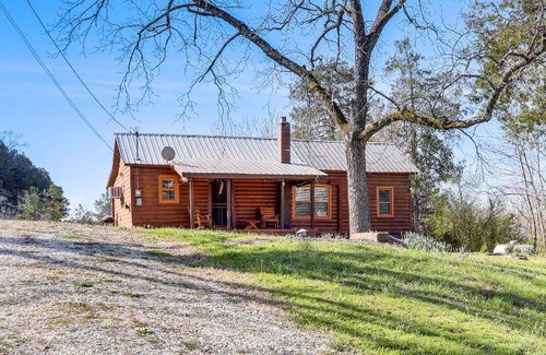 Guion House | 88 m² House ∙ 2 bedrooms ∙ 6 guests