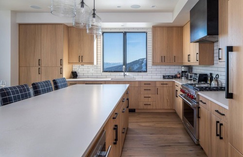 Big Sky House | 9 Deep Forest Drive (6-Bedroom Home) with Mountain view by Moonlight Basin Lodging by Moonlight Basin Lodging