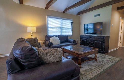 Westland Apartment | 90 m² Apartment ∙ 2 bedrooms ∙ 4 guests