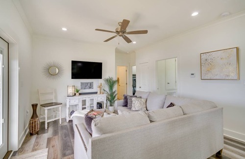 Henderson Point House | 92 m² House ∙ 3 bedrooms ∙ 8 guests