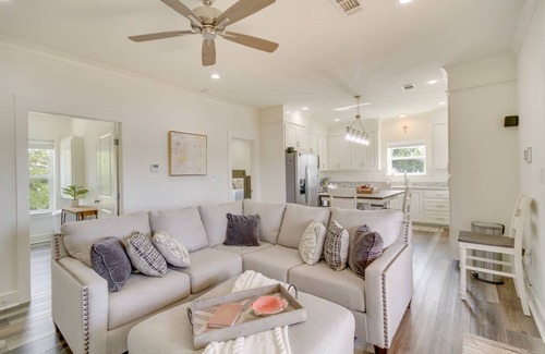 Henderson Point House | 92 m² House ∙ 3 bedrooms ∙ 8 guests