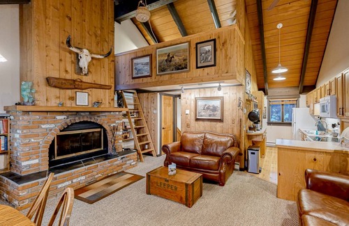 Big Sky Meadow Village Condo | 98 m² Condo ∙ 2 bedrooms ∙ 5 guests