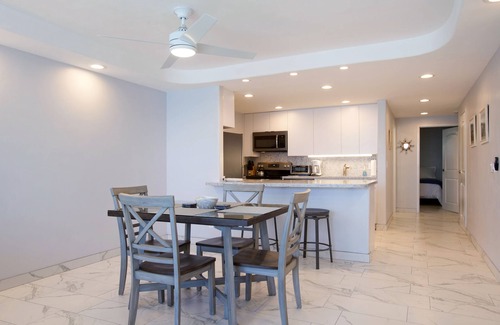 North Pacific Beach Condo | a 'Haven Away' with Spectacular Panoramic View/Newly Remodeled
