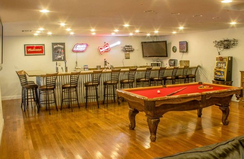 Biloxi Other | Accommodation ∙ 6 bedrooms ∙ 27 guests