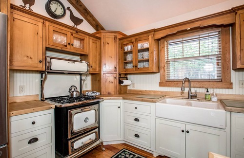 Whitefish House | ALL MONTUCKY GUEST RANCH! Adjacent State Land Explore, Bike, Relax, Privacy