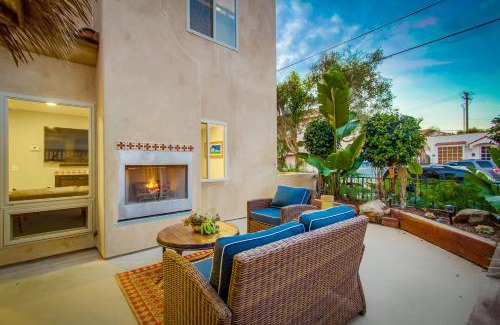 Crown Point House | Bay View Dream Home - IndoorOutdoor Living, Rooftop & Steps to Bay