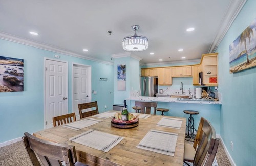 Pacific Beach Condo | Beach Front Paradise - Entire Condo- Crystal Pier