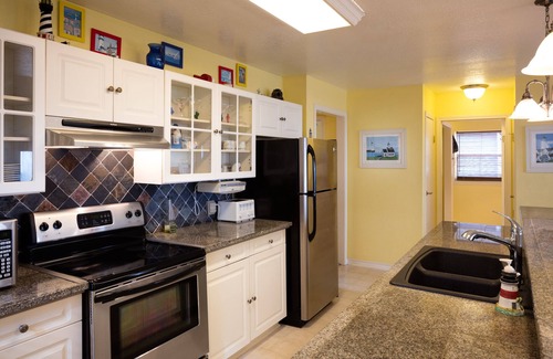 Surfside Beach House | Beachfront 1st Row