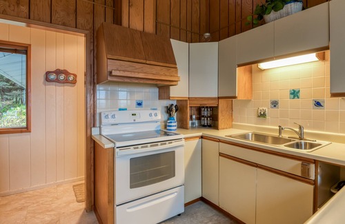 Waldport House | Beachfront Pet Friendly Home in Waldport, Ocean Views, Lovely Yard