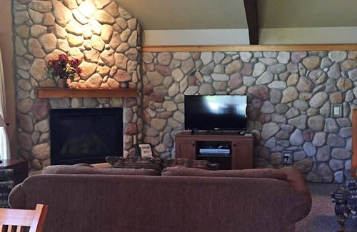 Red Lodge Apartment | Beautiful 1 bedroom vacation home, sleeps 6