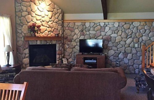 Red Lodge Apartment | Beautiful 1 bedroom vacation home, sleeps 6