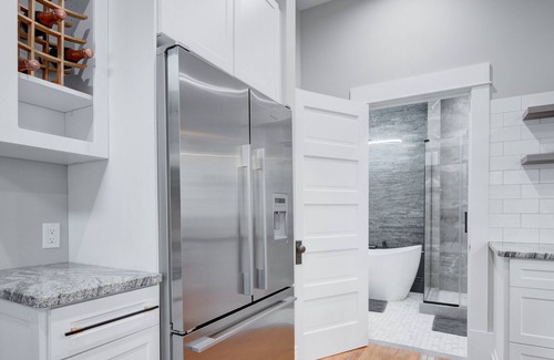 Livingston House | Beautiful 2 bedroom House in Historical Downtown Livingston