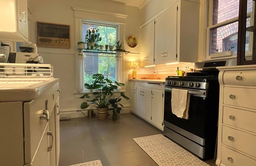 Rose Park Condo | Beautiful Brownstone in the Heart of Missoula