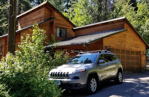 Wenatchee House | Beautiful Mountain Retreat @ Mission Ridge (31+ days only)