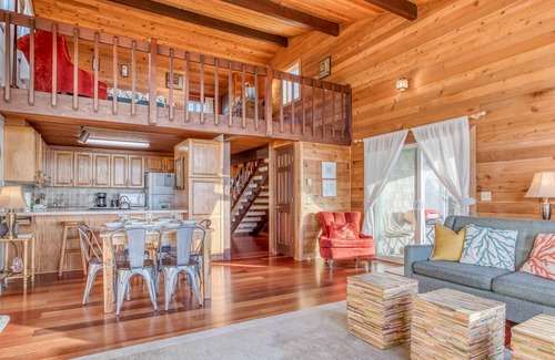 Sandpiper Village House | Beautiful Oceanfront Home with Beach access, Dog Friendly and Ping Pong Table!