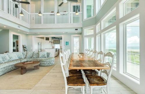 Sandhill Shores House | Big Beachfront Luxury Home w/5 Suites +Loft, Chef's Kitchen, Private Walkover