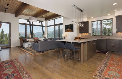 Big Sky Cabin | Big Sky Vacation Rentals: Silvertip 16 Alpine Bend