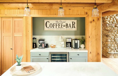 Superior Ski Chalet | Black Bear Chalet - Alpine Falls Ranch