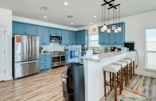 Surfside Beach House | Blue Blue Blue Around-Elevator, Beach, Oceanfront!