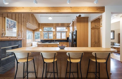 Ketchum House | Book a Summer Stay! Upscale Oasis in the Heart of Ketchum with Private Back Yard, Jacuzzi and Sauna