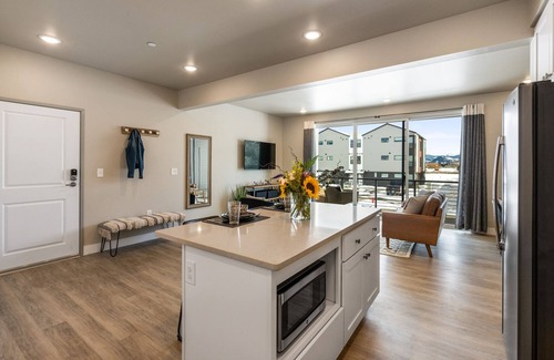 Bozeman Condo | 💥Brand New💥 Modern, Centrally Located, Views