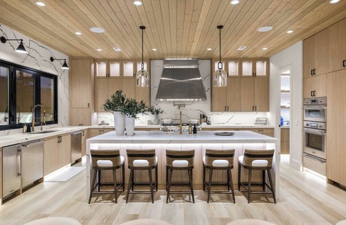 Whitefish House | Breathtaking ski residence - theater room , sauna , gym, heated driveway and hot tub deck