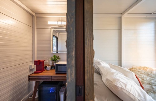 Custer Cabin | Cabin ∙ 1 bedroom ∙ 2 guests