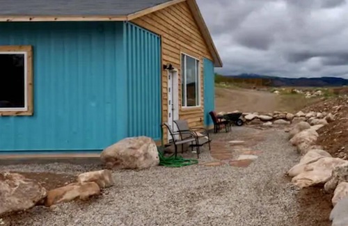 Moab South Valley Cabin | Cabin ∙ 3 bedrooms ∙ 16 guests