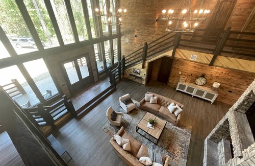 Hochatown Cabin | Cabin ∙ 7 bedrooms ∙ 30 guests