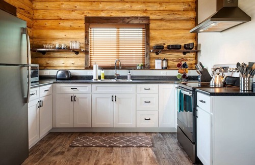 Pray Cabin | Cabin Getaway in Pray, MT
