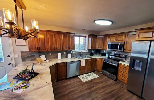 Sweetwater Cabin | Cabin with Lake View & Private beach access