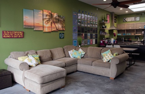 Pacific Beach Hostel | California Dreams Hostel - Pacific Beach