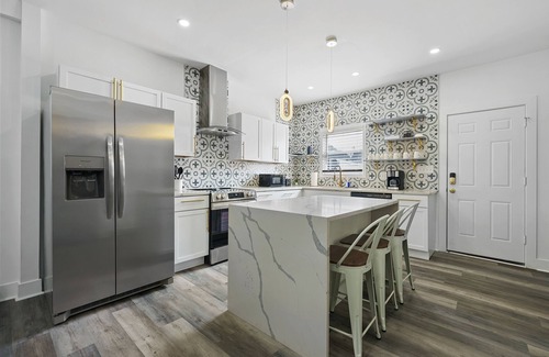 Downtown Columbus House | Centrally located, just minutes away from 4th St, Short North, DT and OSU!