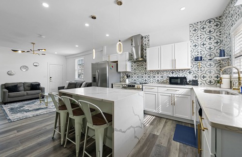 Downtown Columbus House | Centrally located, just minutes away from 4th St, Short North, DT and OSU!