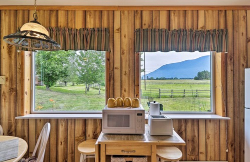 Columbia Falls Cabin | Columbia Falls Home 19 Mi to Glacier National Park