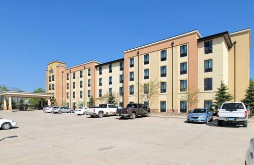 Watford City Hotel | Comfort Inn & Suites Watford City