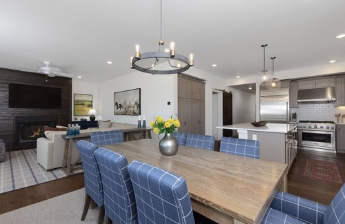 Big Sky House | Copper John townhome w/private hot tub, close to Town Center - Lone Peak Luxury Escape