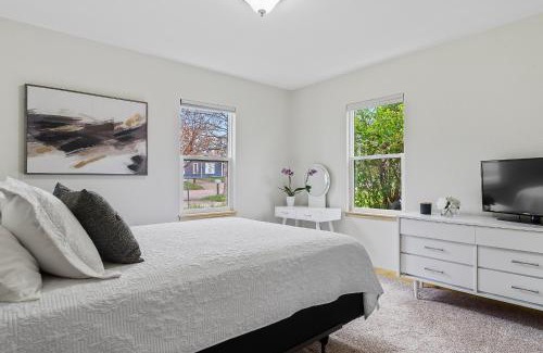 Rapid City House | Covered Patio With Grill Affordable Comfy Stay