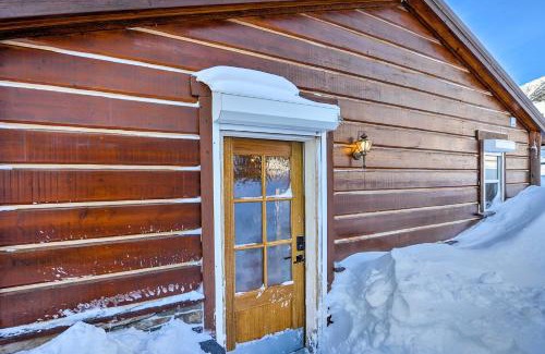Island Park House | Cozy Island Park Cabin, 20 Mi to Yellowstone!