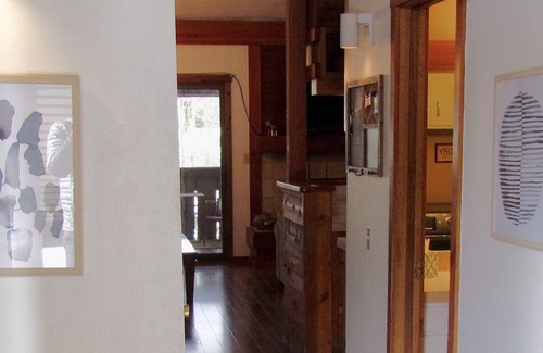 Moose Wilson Road Condo | Cozy Jackson Hole condo, mountain views- sleeps 7