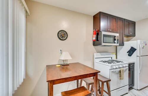 Pacific Beach Apartment | Cozy San Diego Escape w/Yard, Near Beaches!