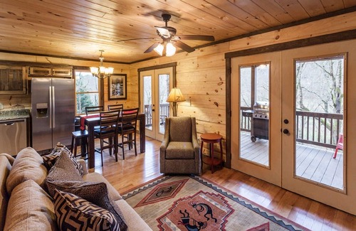 Ellijay Cabin | Dancing Waters - River Front, Fishing, Game Room