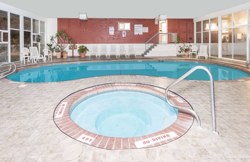 Evanston Hotel | Days Inn by Wyndham Evanston WY