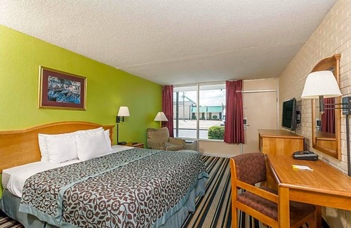 Jackson Hotel | Days Inn by Wyndham Jackson