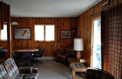Lead House | Double Diamond Lodge on Terry Peak--Your outdoor adventures await!!