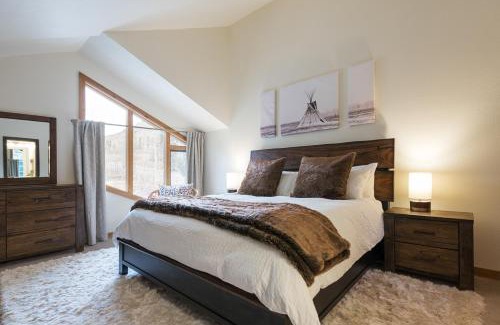 Ketchum House | Downtown 5th Street Home