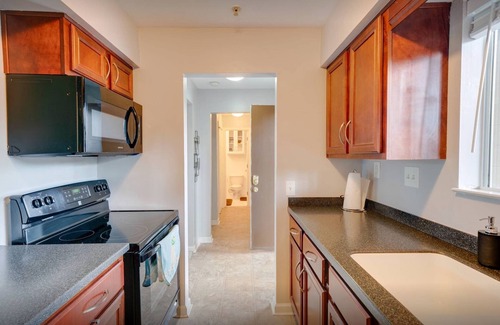 North Capitol Condo | DOWNTOWN RIVERFRONT CONDO! MINUTES FROM BROADWAY!
